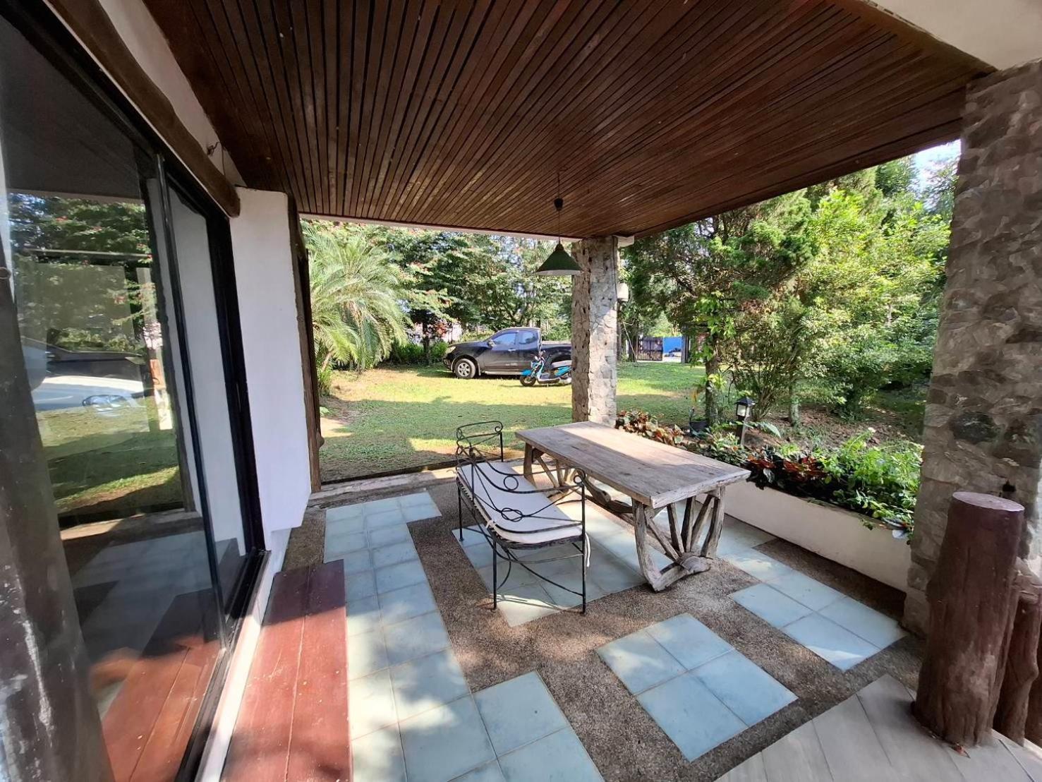 Balmy Hideout Cafe & Homestay Ban Huai Kaeo Exterior foto